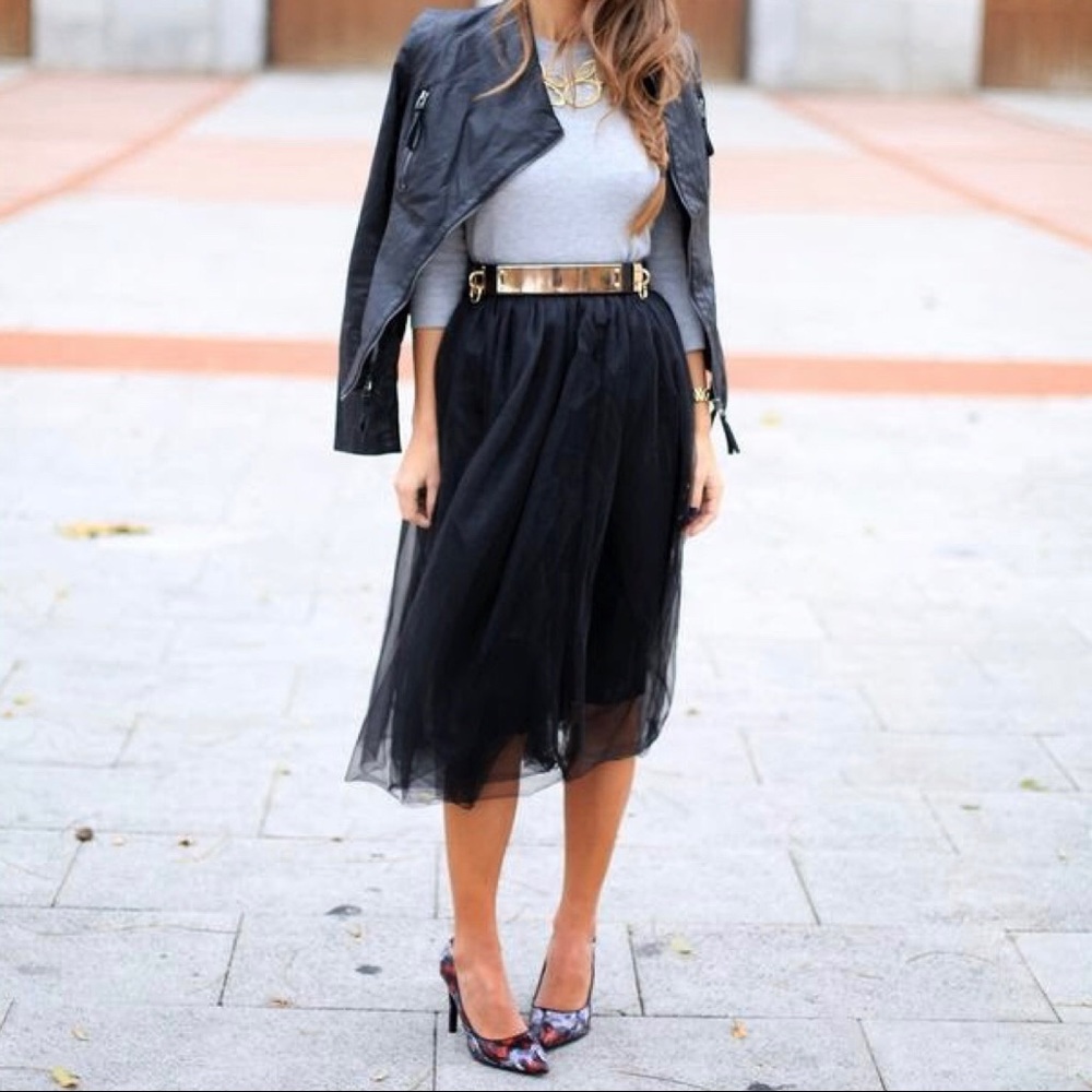 Knee length tulle skirt